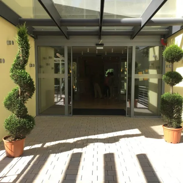 10 Jahre das Gelbe Haus